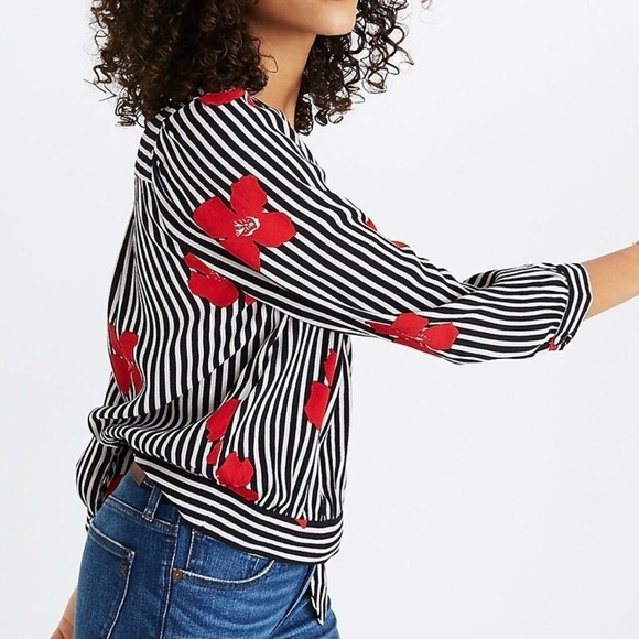 Madewell Black and Red Floral Wrap Blouse Top in Candied Orchids Size Small - Picture 5 of 12